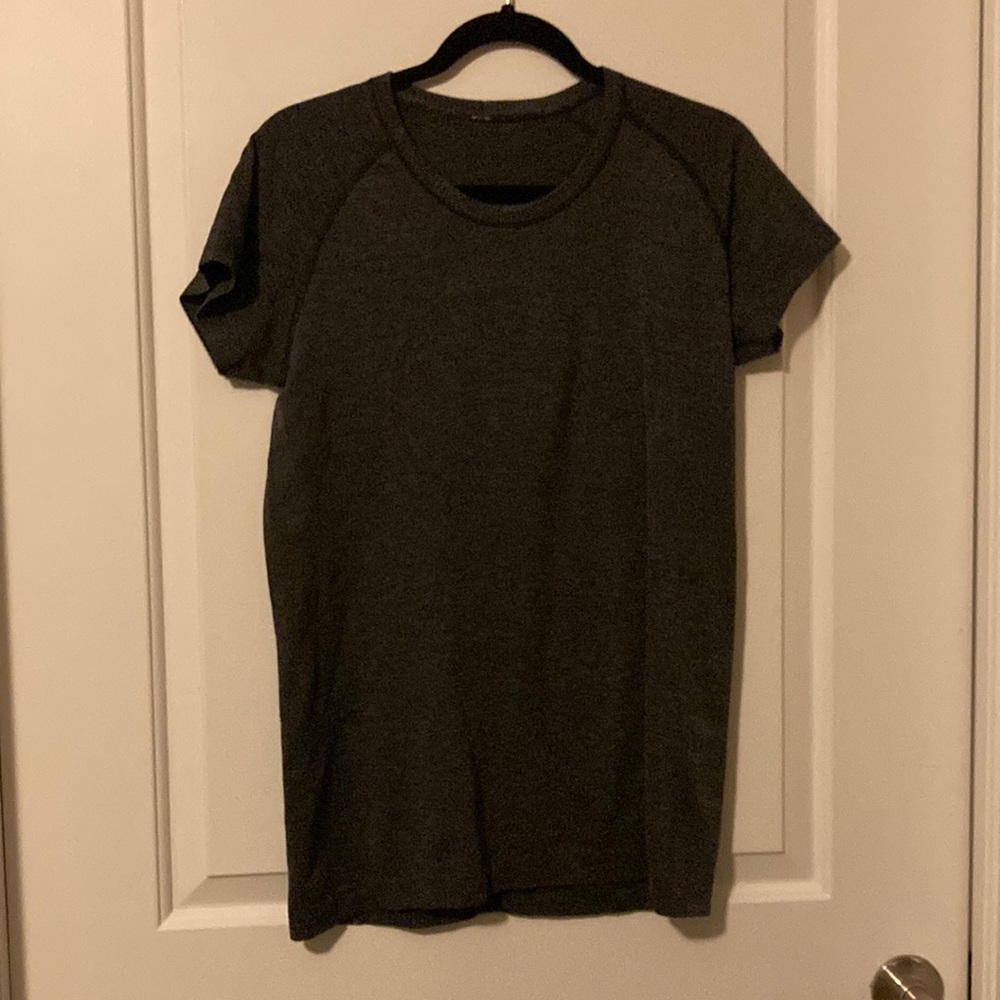 lulu Dark Gray T shirt